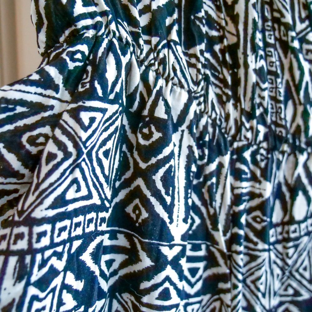 Aztec Print Romper - Picture 4 of 10